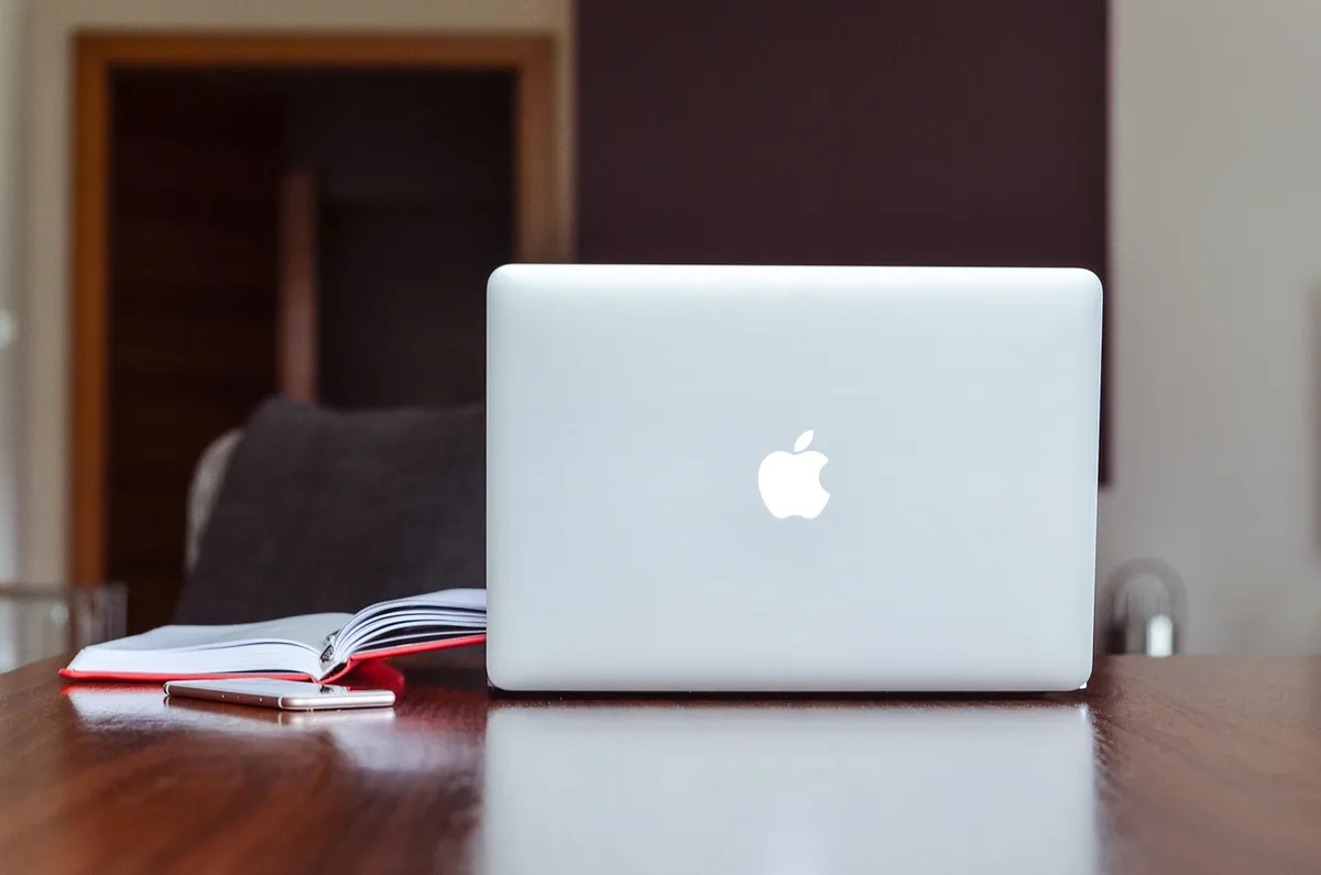 apple, macbook, notebook, computer, data, desk, education, information, internet, laptop, mac, notes, office, technology, workspace, home office, work from home